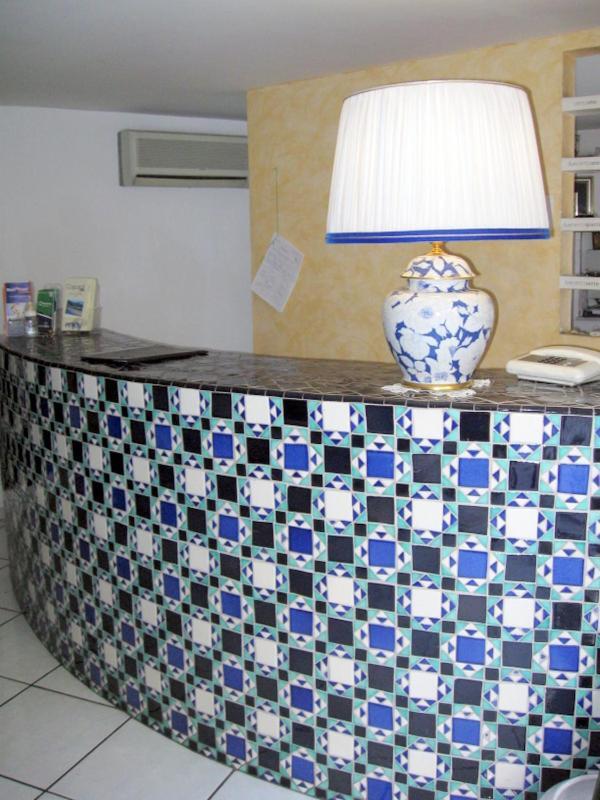 Hotel Caporal Minori Zewnętrze zdjęcie
